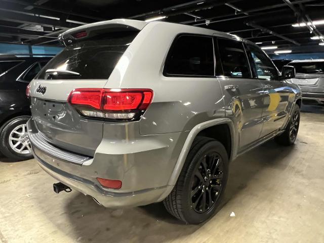 2020 Jeep Grand Cherokee Vehicle Photo in Roslyn, NY 11576