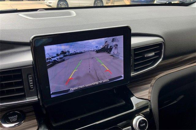 2023 Ford Explorer Vehicle Photo in TOPEKA, KS 66609-0000