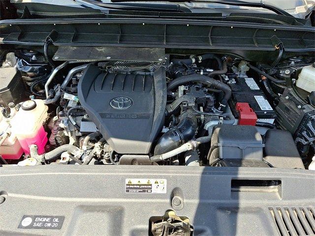 2023 Toyota Highlander Vehicle Photo in Willow Grove, PA 19090