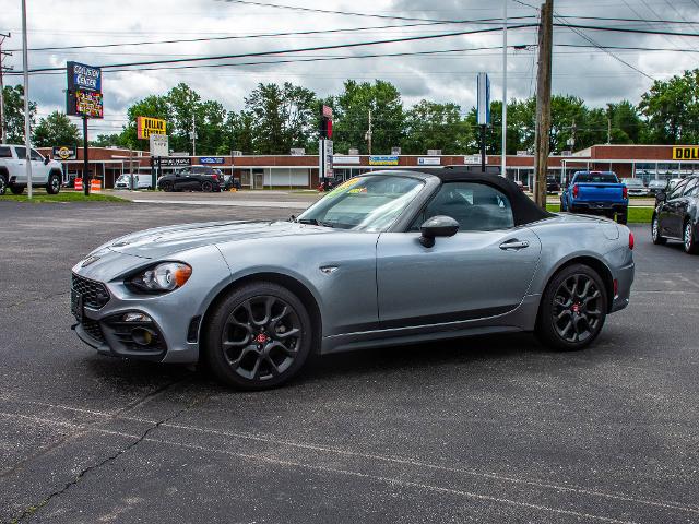 2017 FIAT 124 Spider Vehicle Photo in MADISON, IN 47250-1611