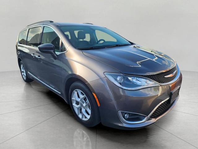 2017 Chrysler Pacifica Vehicle Photo in Appleton, WI 54913