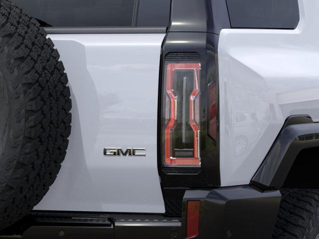 2025 GMC HUMMER EV SUV Vehicle Photo in INDEPENDENCE, MO 64055-1377