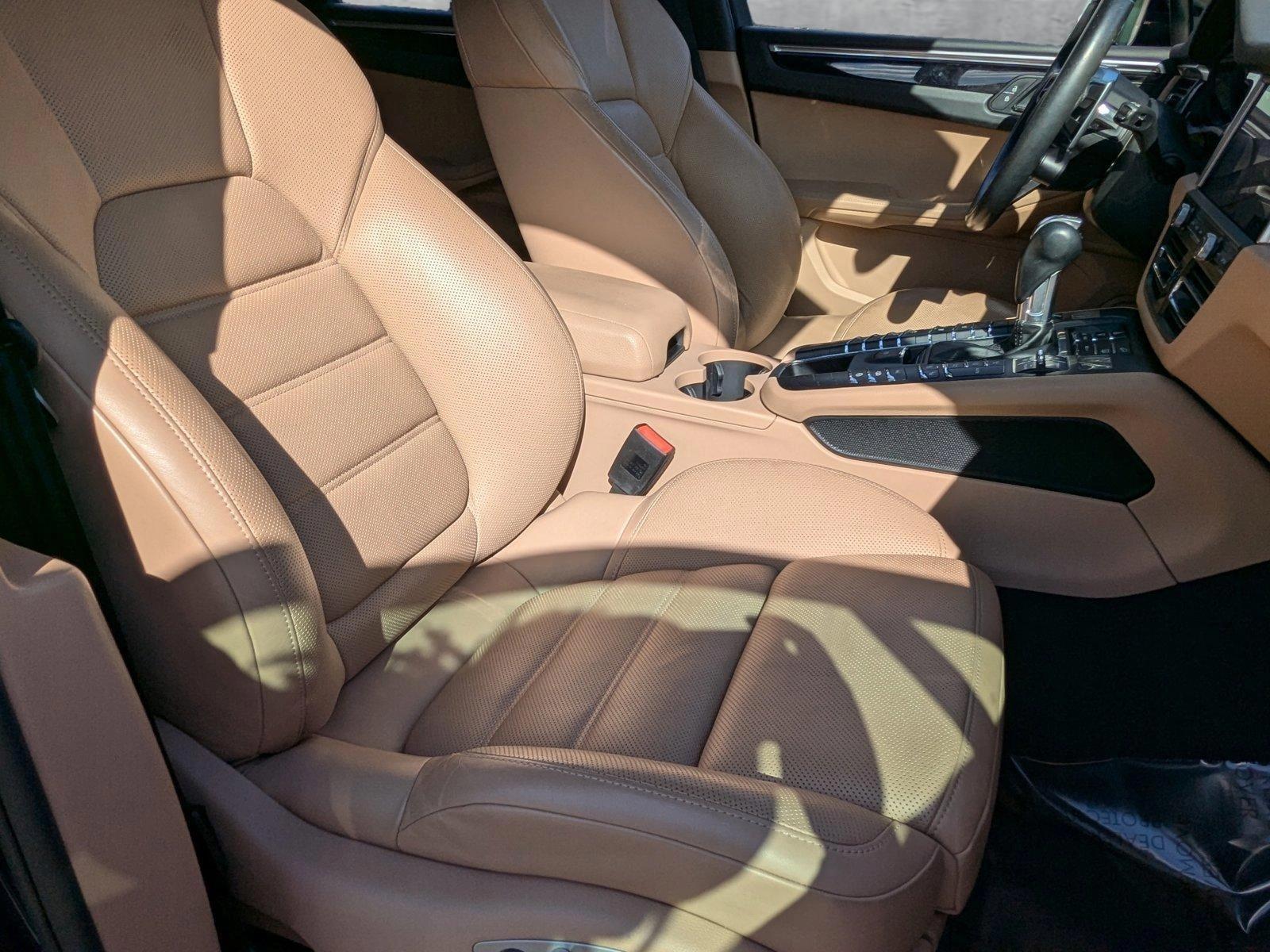 2020 Porsche Macan Vehicle Photo in Wesley Chapel, FL 33544