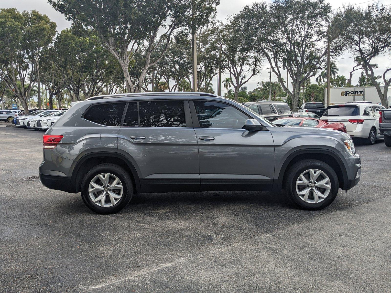 2018 Volkswagen Atlas Vehicle Photo in GREENACRES, FL 33463-3207