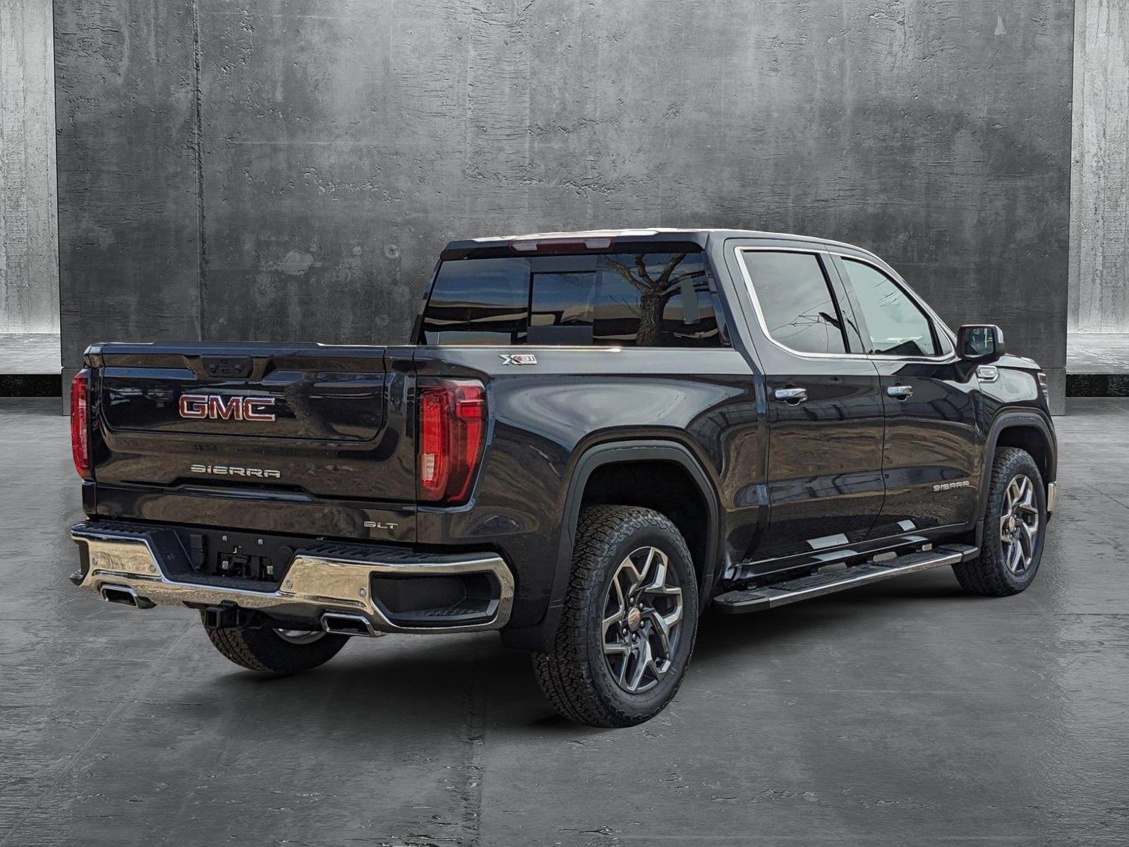 2025 GMC Sierra 1500 Vehicle Photo in GOLDEN, CO 80401-3850