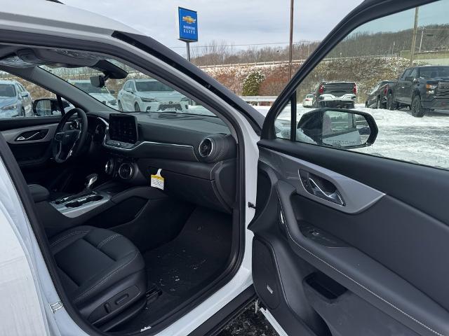 2025 Chevrolet Blazer Vehicle Photo in GARDNER, MA 01440-3110