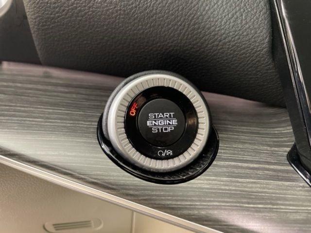 2023 Jeep Wagoneer L Vehicle Photo in PHOENIX, AZ 85014-3381