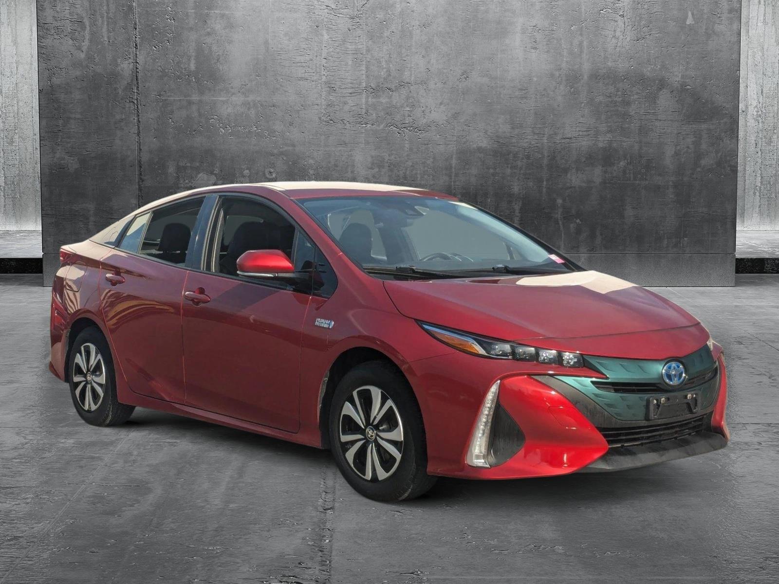 2017 Toyota Prius Prime Vehicle Photo in Towson, MD 21204