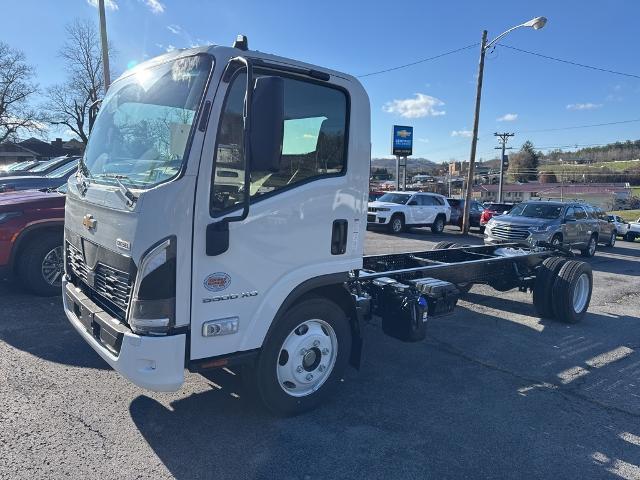 2025 Chevrolet 5500 XD LCF Diesel Vehicle Photo in FAIRMONT, WV 26554-2318