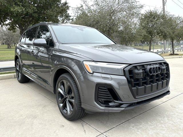 2025 Audi Q7 Vehicle Photo in HOUSTON, TX 77090