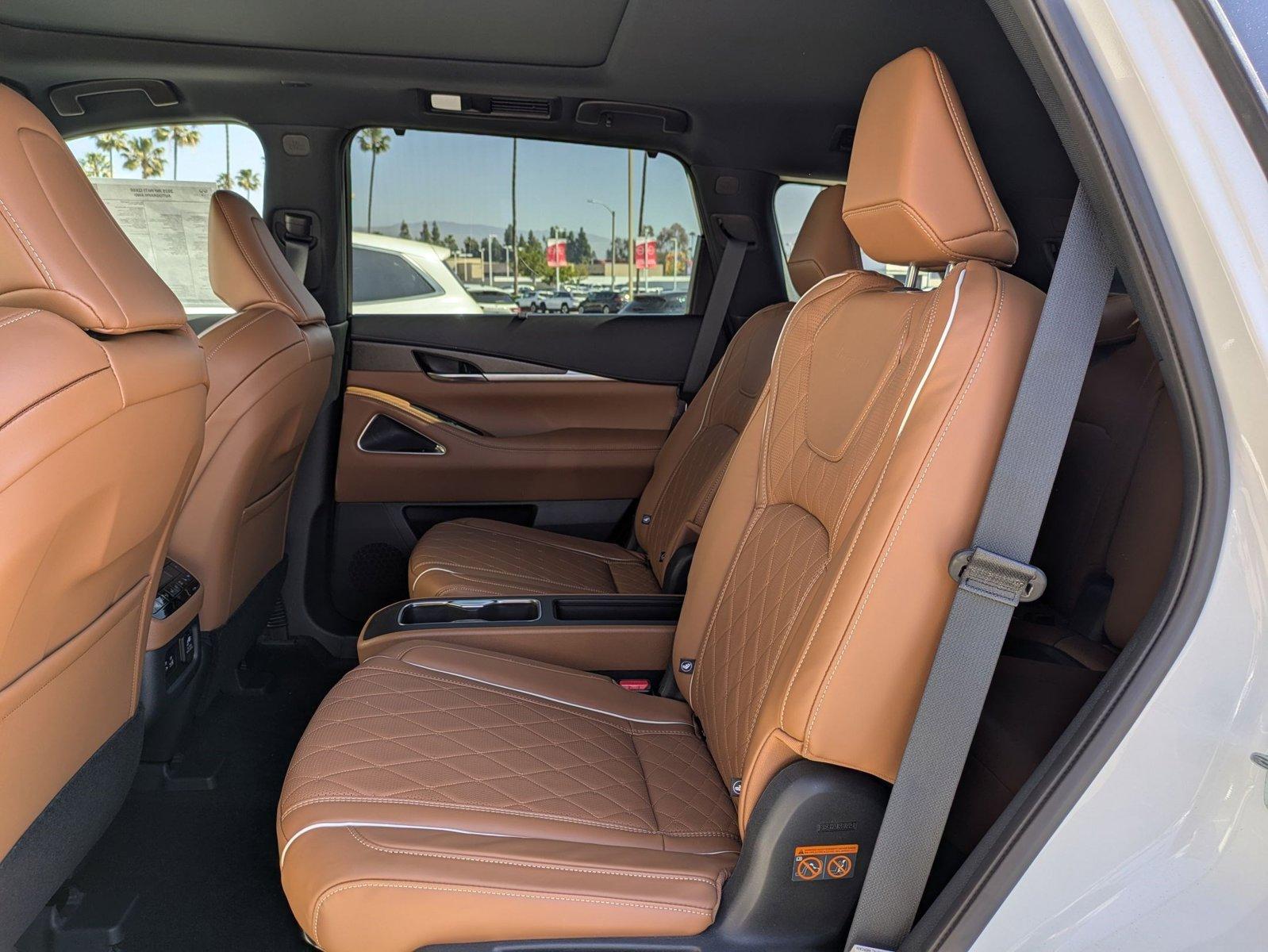 2025 INFINITI QX60 Vehicle Photo in Tustin, CA 92782