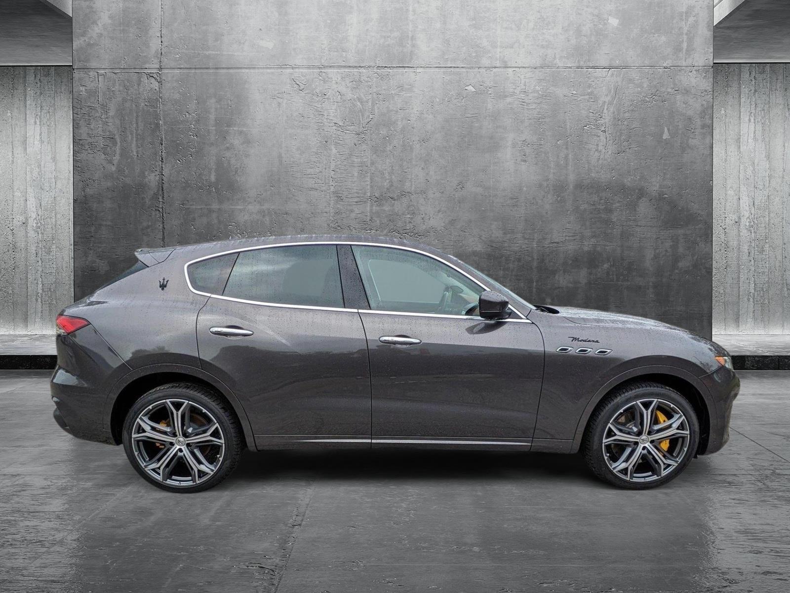 2022 Maserati Levante Vehicle Photo in Sarasota, FL 34231