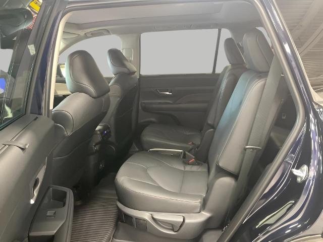 2025 Toyota Grand Highlander Vehicle Photo in Oshkosh, WI 54904