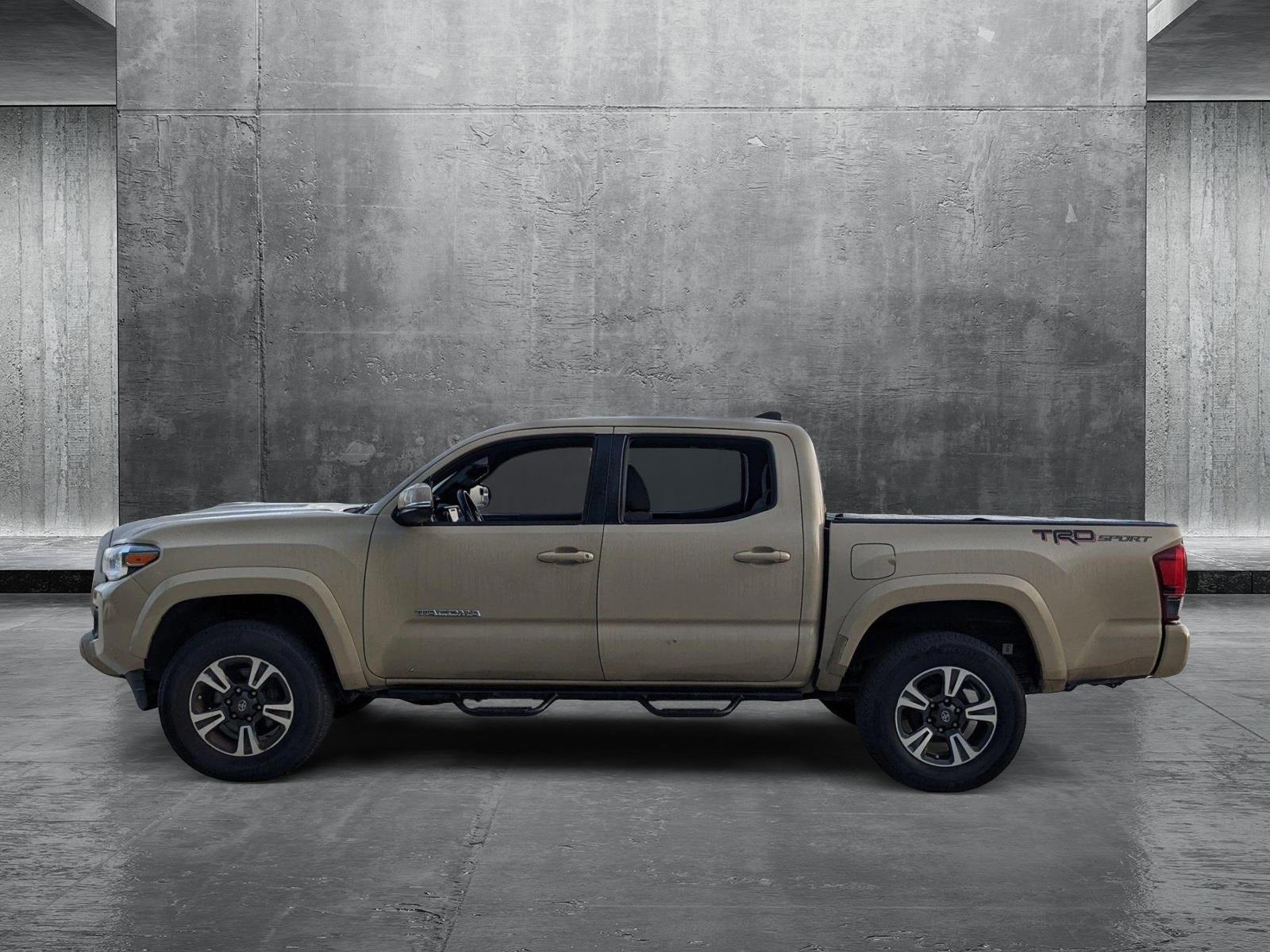 2019 Toyota Tacoma 2WD Vehicle Photo in Davie, FL 33331