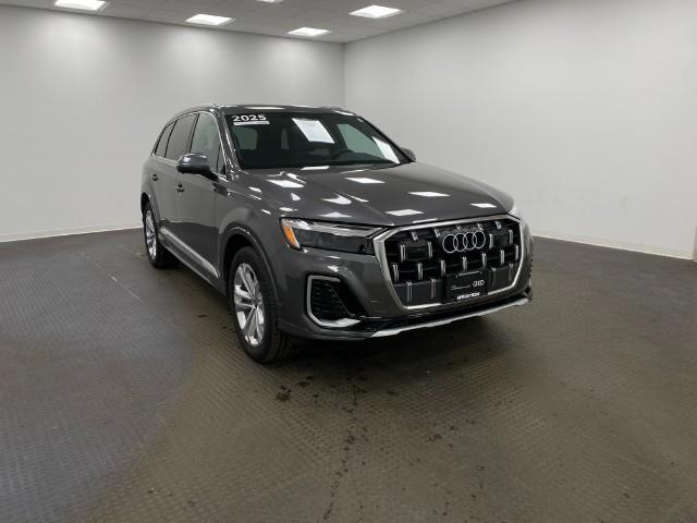 2025 Audi Q7 Vehicle Photo in Appleton, WI 54913