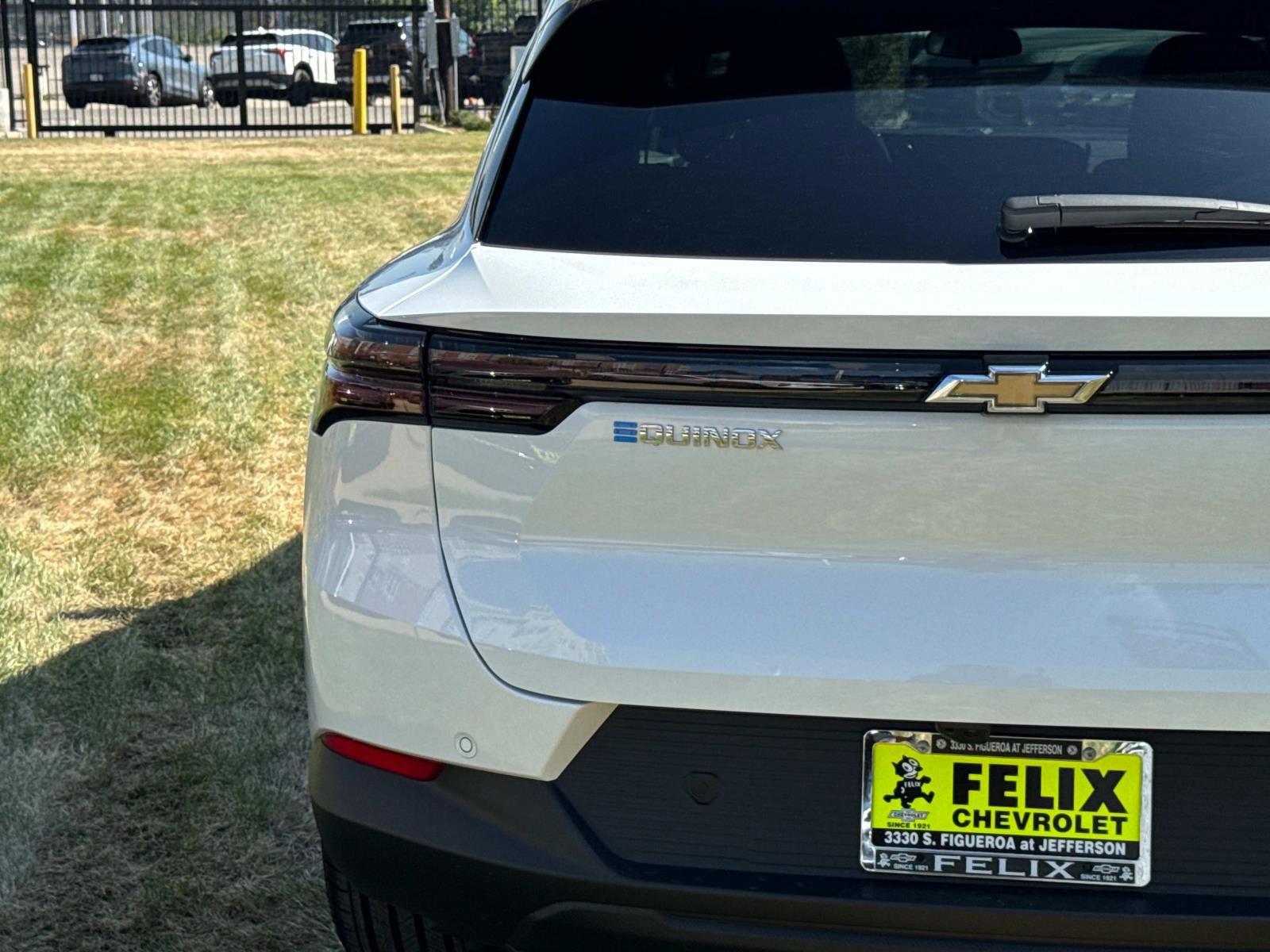 2025 Chevrolet Equinox EV Vehicle Photo in LOS ANGELES, CA 90007-3794