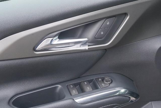 2025 Chevrolet Traverse Vehicle Photo in VENTURA, CA 93003-8585