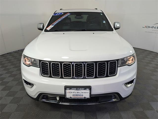 2017 Jeep Grand Cherokee Vehicle Photo in ENGLEWOOD, CO 80113-6708
