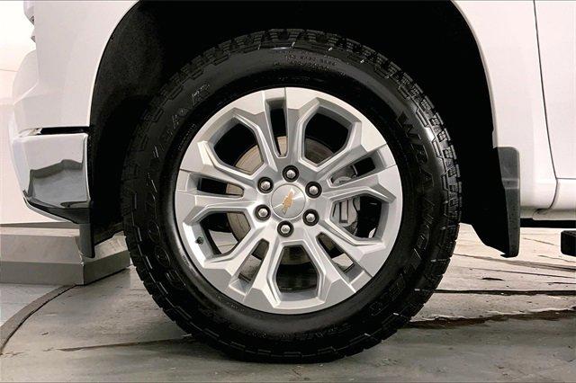 2024 Chevrolet Silverado 1500 Vehicle Photo in KANSAS CITY, MO 64114-4502
