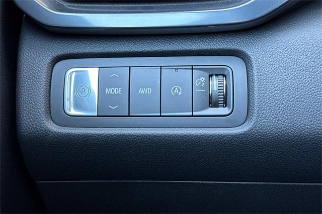 2025 GMC Acadia Vehicle Photo in ELK GROVE, CA 95757-8703