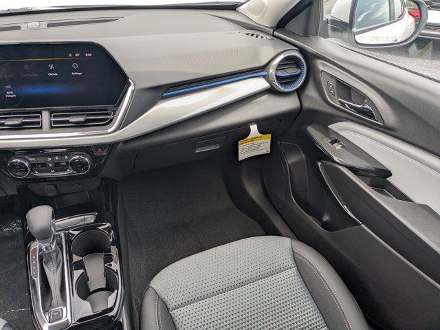 2025 Chevrolet Trax Vehicle Photo in BRUNSWICK, GA 31525-1881