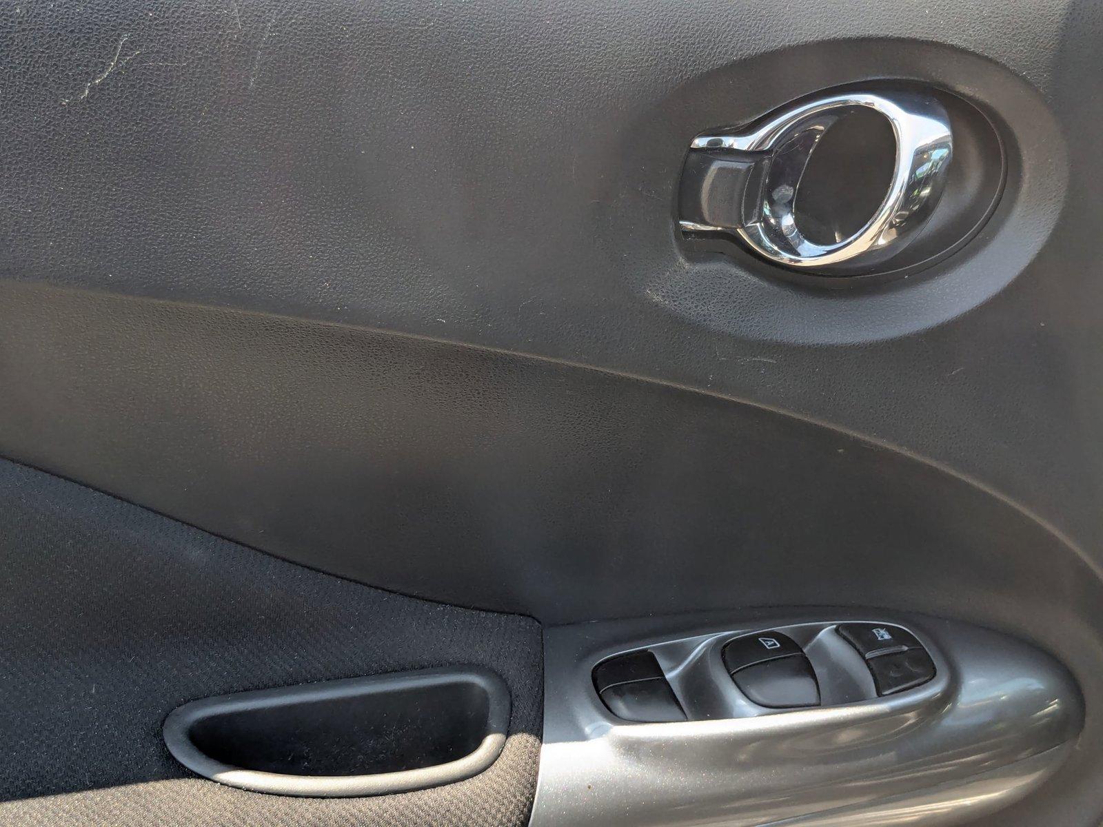 2017 Nissan JUKE Vehicle Photo in St. Petersburg, FL 33713