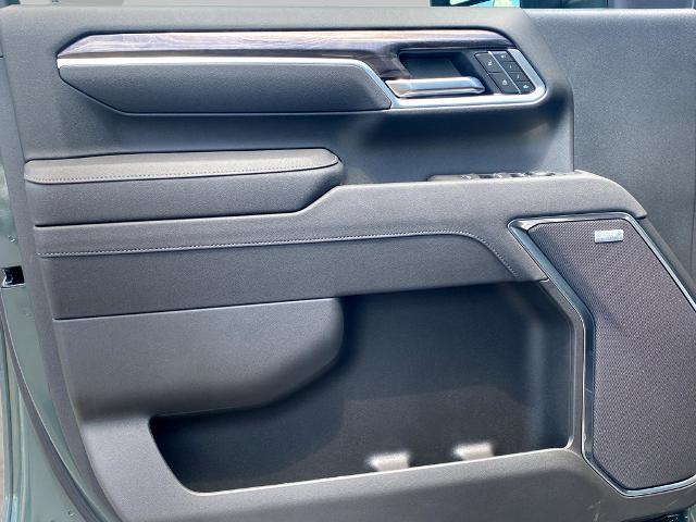 2025 Chevrolet Silverado 2500 HD Vehicle Photo in SAVANNAH, GA 31406-4513
