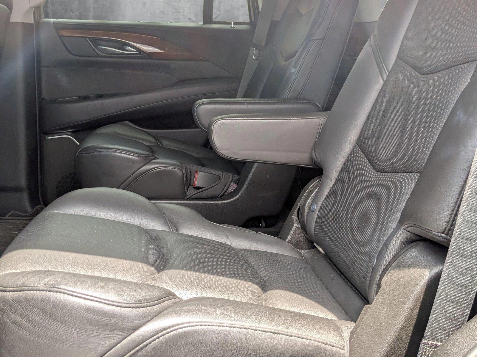 2017 Cadillac Escalade Vehicle Photo in St. Petersburg, FL 33713