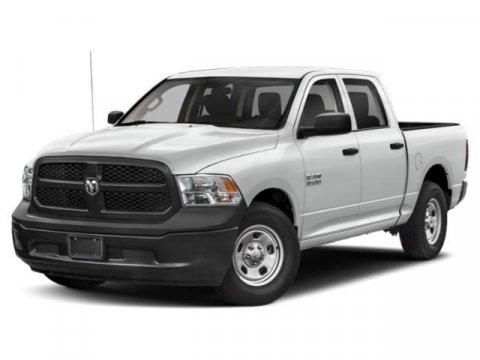 2019 Ram 1500 Classic Vehicle Photo in BRUNSWICK, GA 31525-1881