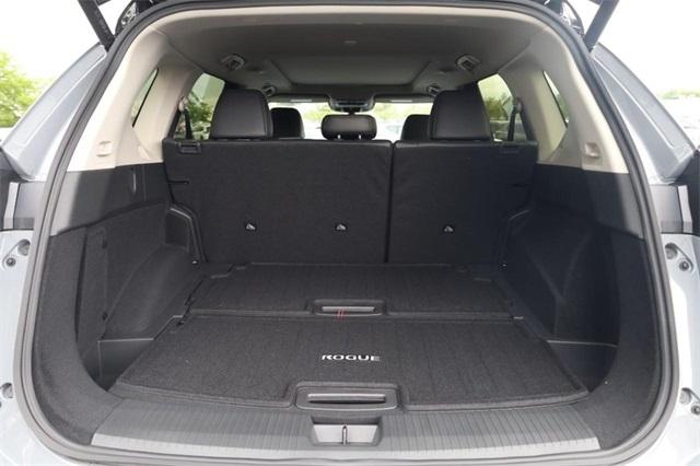 2025 Nissan Rogue Vehicle Photo in Hazelwood, MO 63042