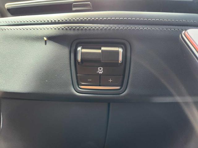2025 Cadillac Escalade IQ Vehicle Photo in HOUSTON, TX 77079