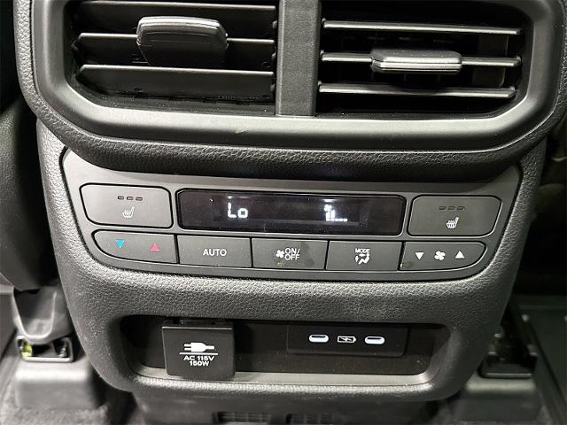 2024 Honda Pilot Vehicle Photo in EVERETT, WA 98203-5662