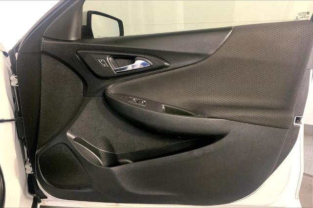 2021 Chevrolet Malibu Vehicle Photo in Lees Summit, MO 64086
