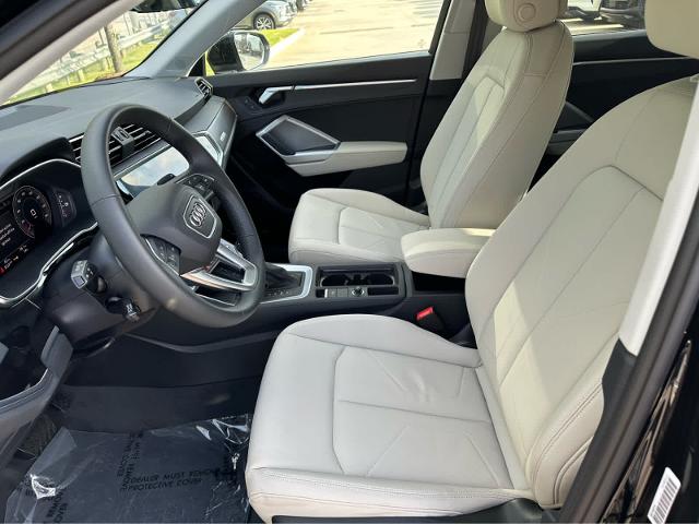 2024 Audi Q3 Vehicle Photo in HOUSTON, TX 77090