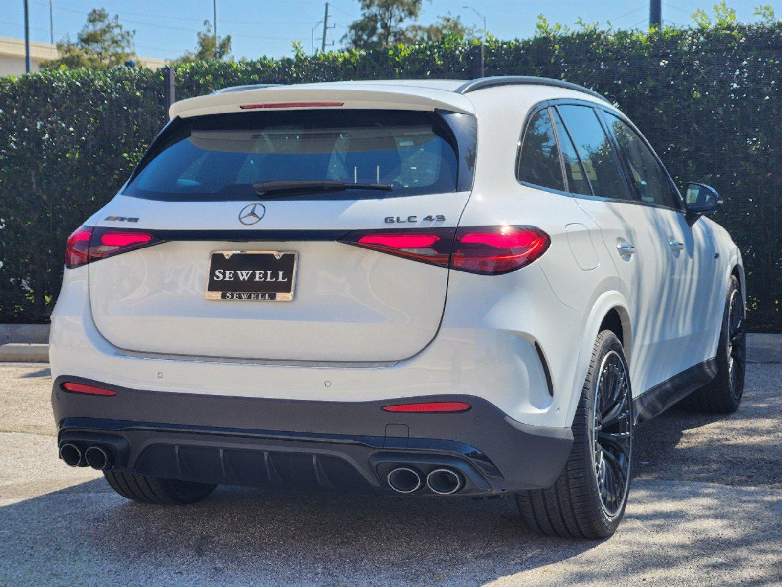 2025 Mercedes-Benz GLC Vehicle Photo in HOUSTON, TX 77079