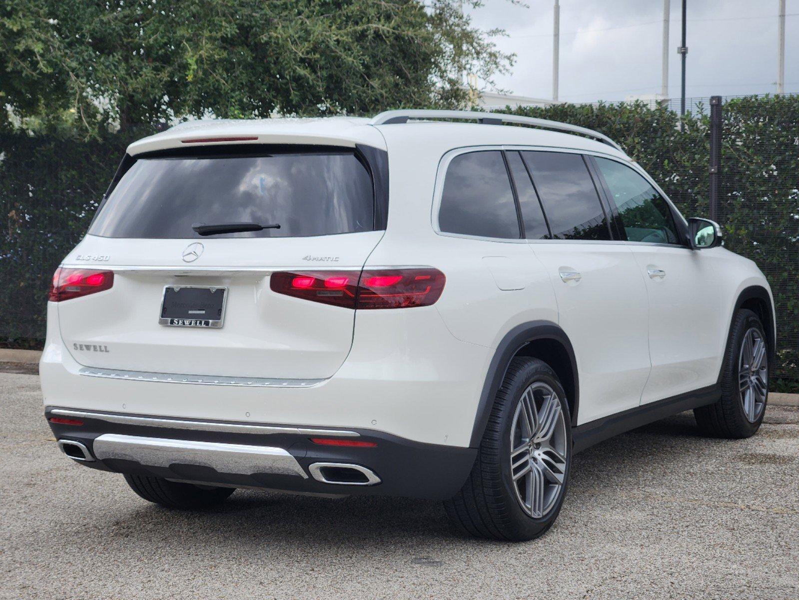 2024 Mercedes-Benz GLS Vehicle Photo in HOUSTON, TX 77079