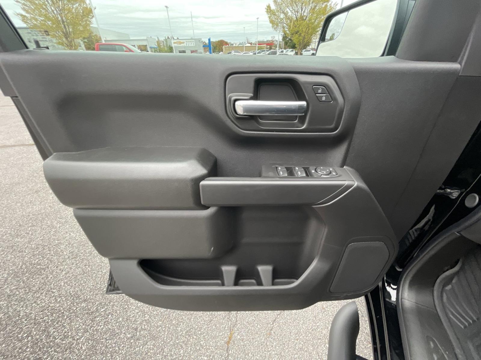 2025 Chevrolet Silverado 1500 Vehicle Photo in BENTONVILLE, AR 72712-4322