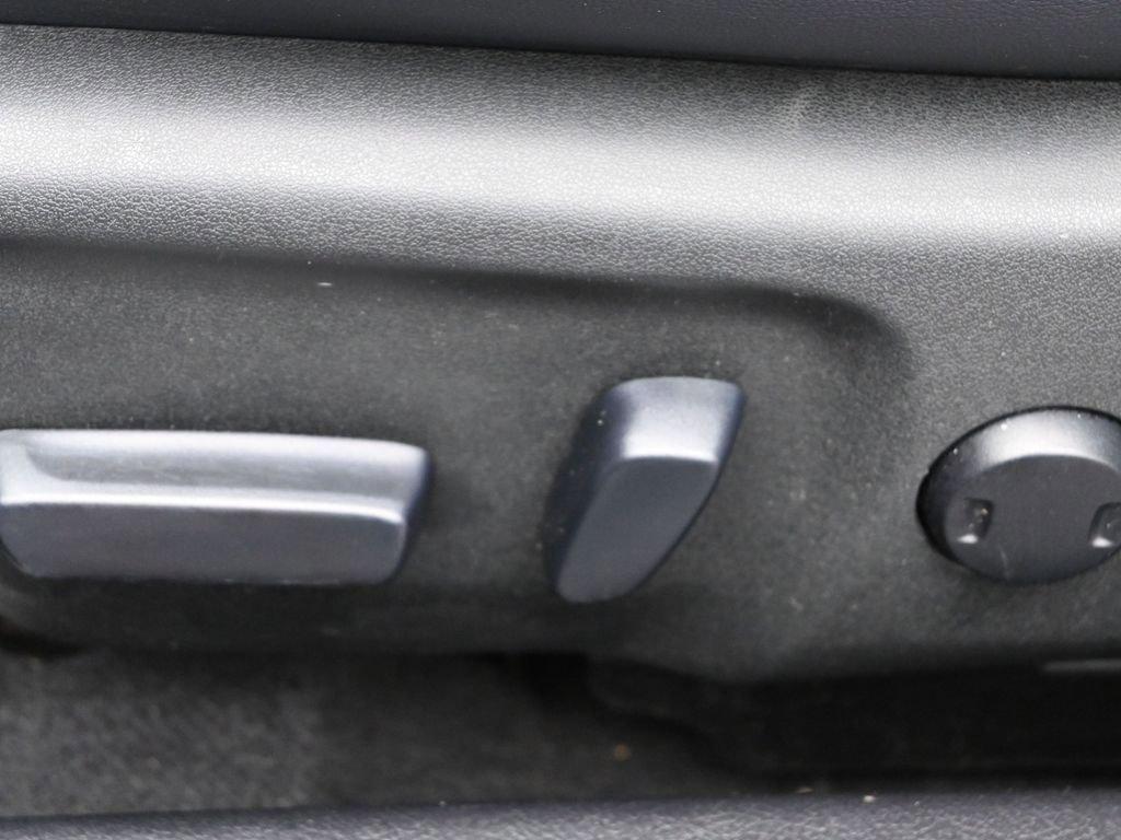 2014 Toyota Camry Vehicle Photo in Marion, IA 52302