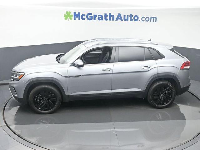 2022 Volkswagen Atlas Cross Sport Vehicle Photo in Marion, IA 52302
