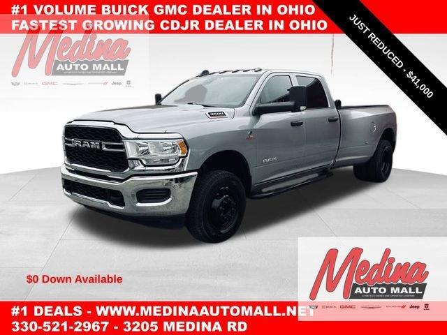 2022 Ram 3500 Vehicle Photo in MEDINA, OH 44256-9631