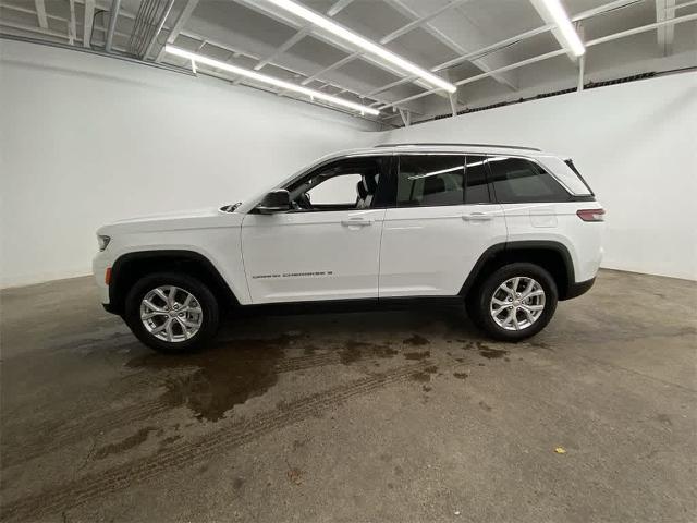 2023 Jeep Grand Cherokee Vehicle Photo in PORTLAND, OR 97225-3518