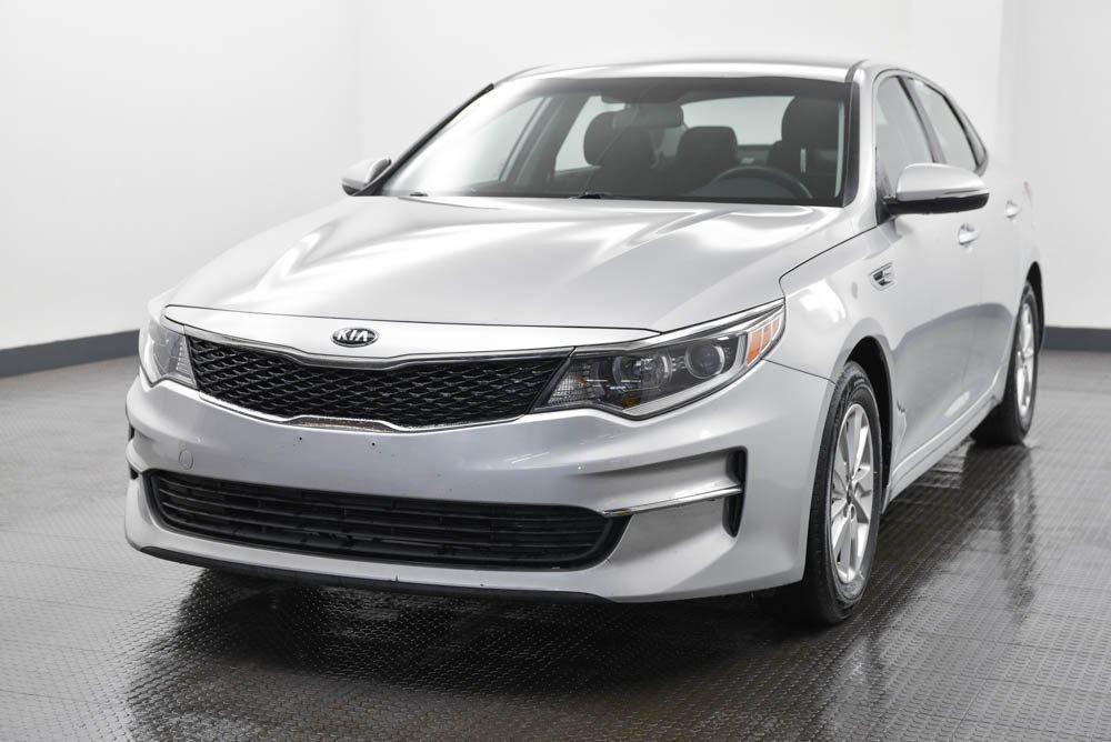 2017 Kia Optima Vehicle Photo in AKRON, OH 44303-2185