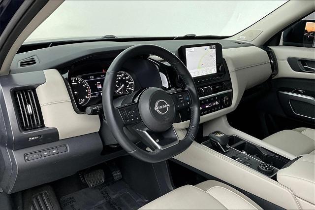 2023 Nissan Pathfinder Vehicle Photo in Grapevine, TX 76051