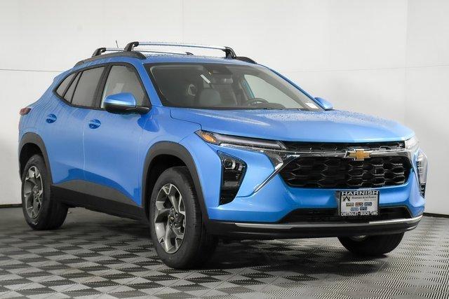 2025 Chevrolet Trax Vehicle Photo in PUYALLUP, WA 98371-4149