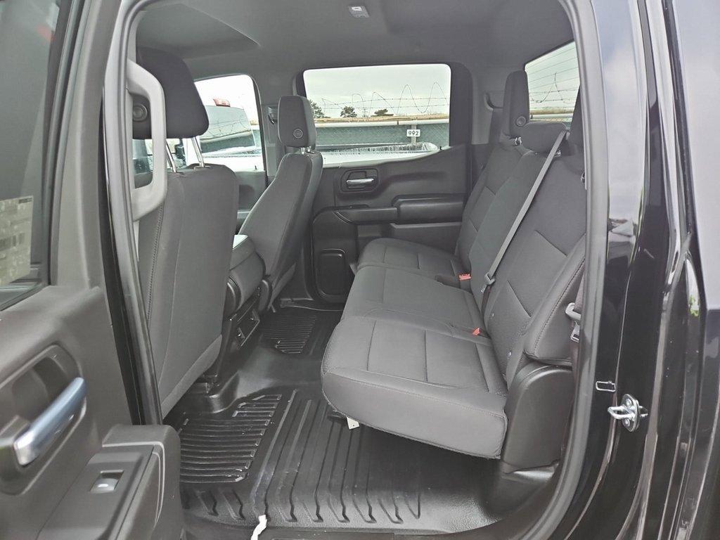 2022 Chevrolet Silverado 1500 Vehicle Photo in AKRON, OH 44320-4088