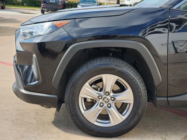 2019 Toyota RAV4 Vehicle Photo in GRAPEVINE, TX 76051-8302