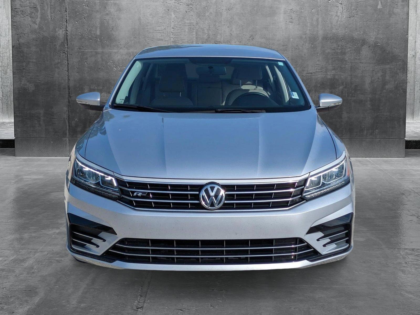 2016 Volkswagen Passat Vehicle Photo in Bradenton, FL 34207