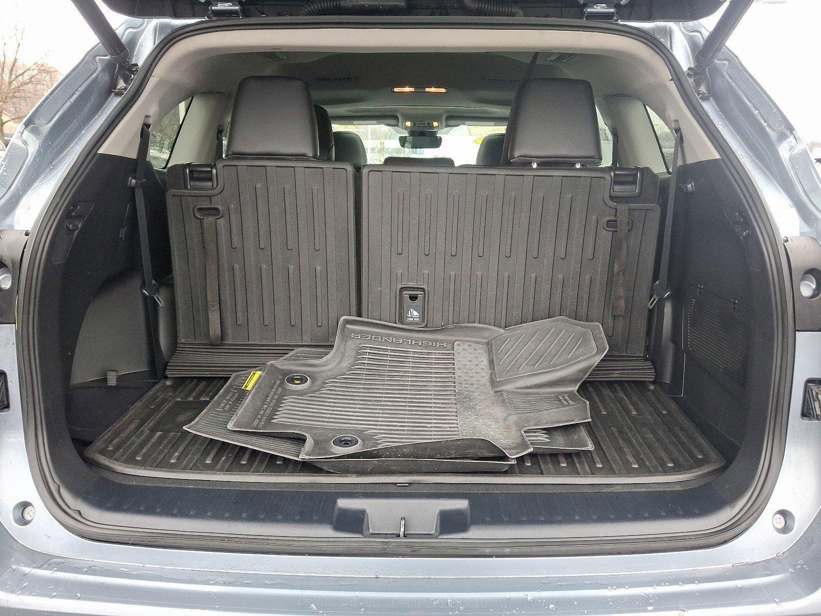 2023 Toyota Highlander Vehicle Photo in Harrisburg, PA 17111
