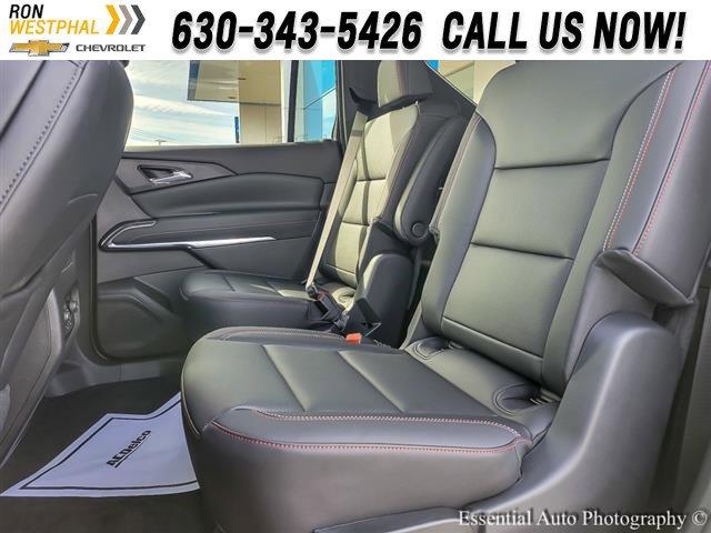 2025 Chevrolet Traverse Vehicle Photo in AURORA, IL 60503-9326