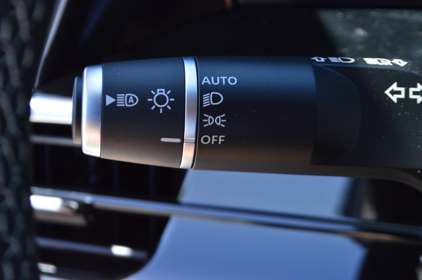 2025 INFINITI QX80 Vehicle Photo in Houston, TX 77090